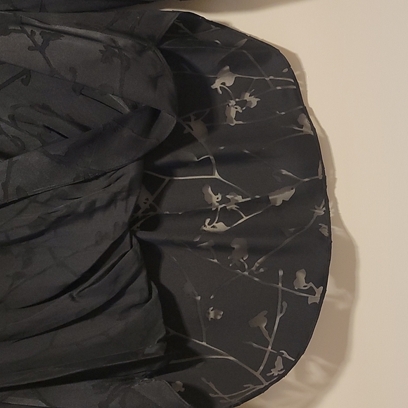 Rag &bone blouse XXS.  10 - Picture 3 of 9